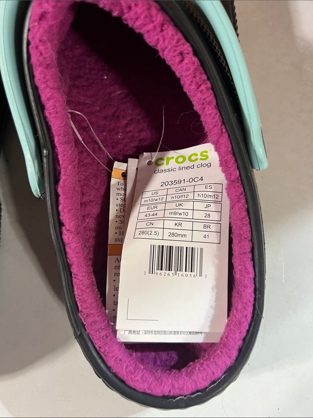 Crocs Men’s black fur lined - Picture 9 of 10